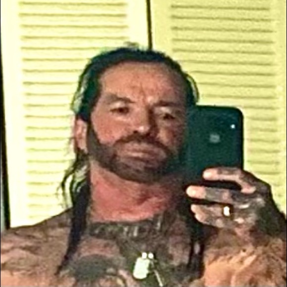 Meet your Posher, Ronald - Picture 3 of 8